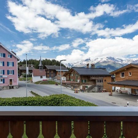 Apartment Haus Arnika Obersaxen Bagian luar foto