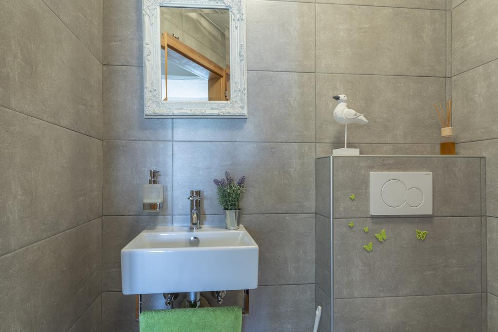 Apartment Haus Arnika Obersaxen Bagian luar foto