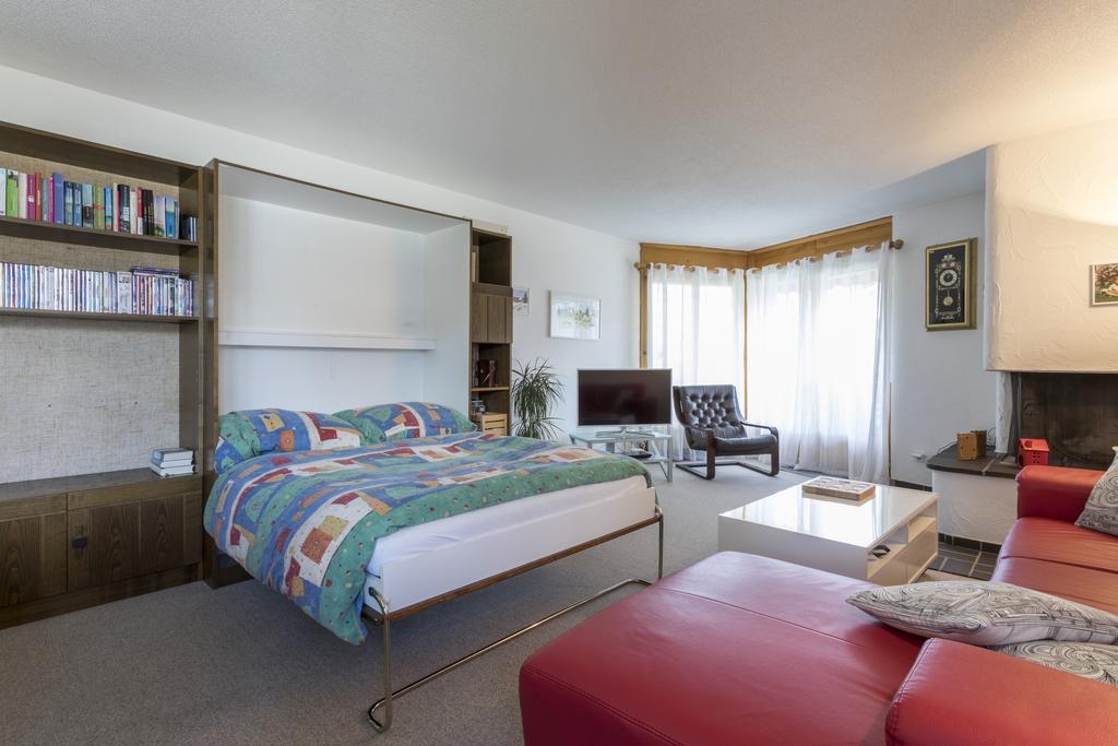 Apartment Haus Arnika Obersaxen Bagian luar foto