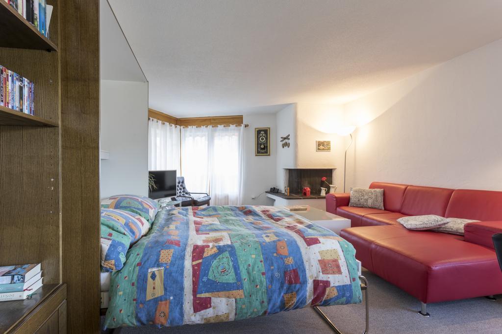 Apartment Haus Arnika Obersaxen Bagian luar foto